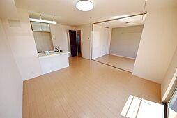 西武多摩川線 是政駅 徒歩9分の賃貸アパート 2階2LDKのリビング/ダイニング