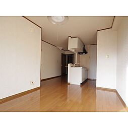 リッツ・プレメゾン 2階2LDKのリビング/ダイニング