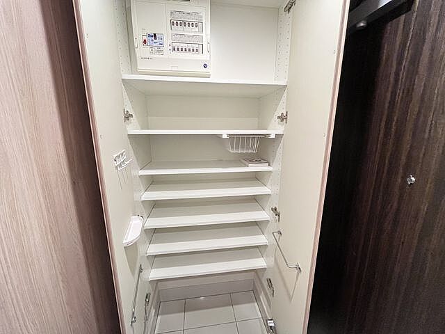 収納