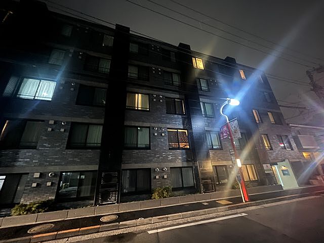 6 / 32