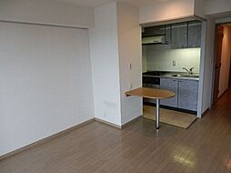 ラピュータ（Lapyuta） 703 7階1LDKのリビング/ダイニング