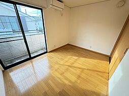 ペアレンツII 201 2階1Kのリビング/ダイニング