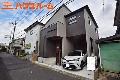外観:東上線TJライナー停車駅「坂戸」駅徒歩18分!ビルトインガレージ♪徒歩圏に生活施設が整う利便性、小・中学校徒歩9分以内のこだわりの永住邸♪みらいエコ対象♪住宅性能評価W取得!耐震等級3+制震ダンパー♪ 外観:東上線TJライナー停車駅「坂戸」駅徒歩18分!ビルトインガレージ♪徒歩圏に生活施設が整う利便性、小・中学校徒歩9分以内のこだわりの永住邸♪みらいエコ対象♪住宅性能評価W取得!耐震等級3+制震ダンパー♪