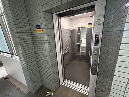 エレベーター