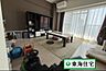リビング/ダイニング：家族が自然と集まる、明るく心地よい空間