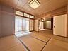 室内：室内