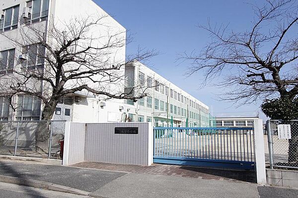画像27:名古屋市立大手小学校 474m