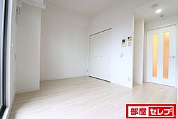 エグゼプレジオ 10階ワンルームのリビング/ダイニング