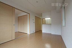 ニューパーク 1階1LDKのリビング/ダイニング