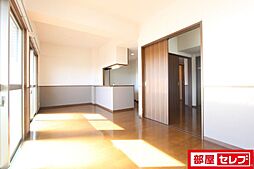 NEO　CORONET 4階2LDKのリビング/ダイニング