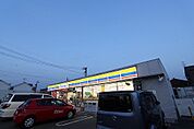 ミニストップ名古屋猪之越町店 48m