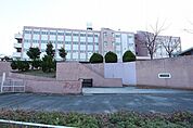 名古屋市立富田高校 861m