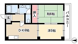 ヴィラロイヤル 3階