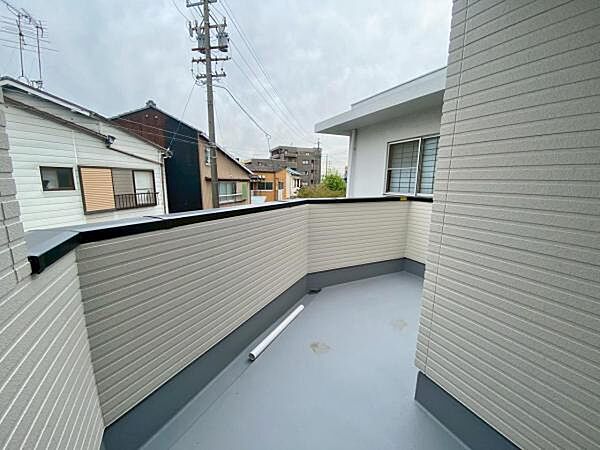 バルコニー