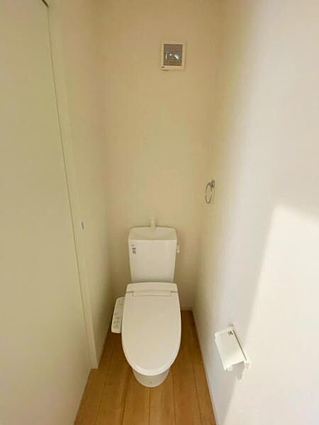 トイレを拡大表示