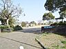 周辺：万場川東公園（10m）