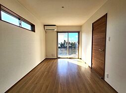 Royal　B 102 2階2LDKのリビング/ダイニング