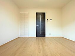 Harvest Palace III 106 1階1Kのリビング/ダイニング