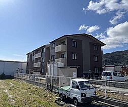 京都府亀岡市千代川町小林北ン田（賃貸マンション2LDK・3階・65.00㎡） その1