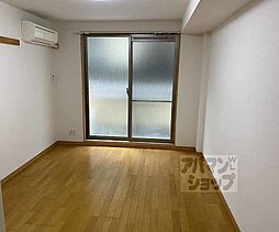 グラン上桂 108 1階1Kのリビング/ダイニング