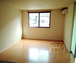 シャーメゾン京洛舎 102 1階1LDKのリビング/ダイニング