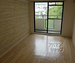 フロイデ東向日 201 2階1Kのリビング/ダイニング