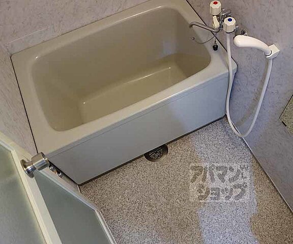 浴室