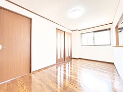 ラピュタ弐番館 205 2階2LDKのリビング/ダイニング