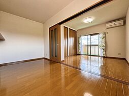 ベルカルムSII 102 1階1LDKのリビング/ダイニング