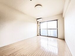 シャインパーク 205 2階1Kのリビング/ダイニング