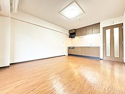 サンパレス 205 2階3LDKのリビング/ダイニング