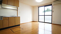 グリーンハイツ C 2階2LDKのリビング/ダイニング