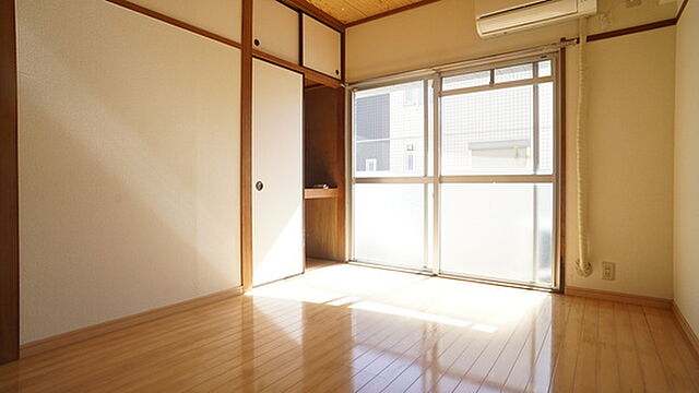 寝室