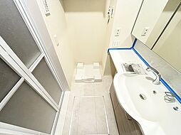 ディーシャンブル　南丸之内C