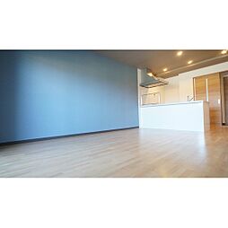 エミレーツ 202 2階2LDKのリビング/ダイニング