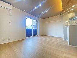 ディーシャンブル石塚町 202 2階1LDKのリビング/ダイニング