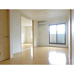 カトルセゾンＡ 201 2階2LDKの寝室