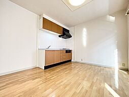 サンヒルズＡ棟 101 1階2LDKのリビング/ダイニング