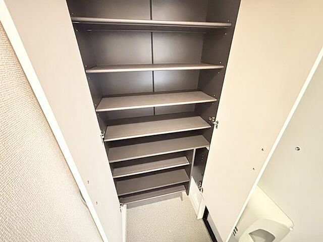収納