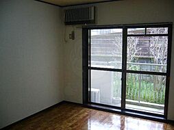 グリーン・ヴィレッジ 3階1DKのリビング/ダイニング