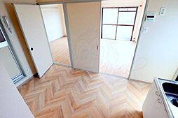 パレス稲荷 1階2DKのリビング/ダイニング