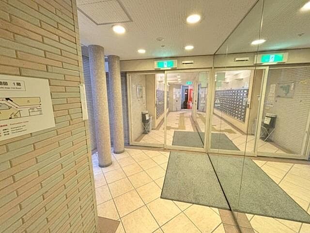エントランス