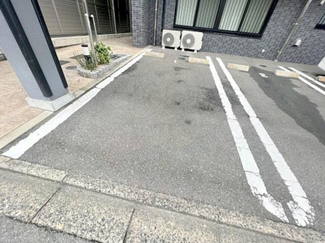 7 / 15