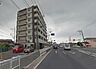 外観：前面道路