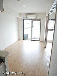 コンフォートフサ 402 4階1LDKのリビング/ダイニング