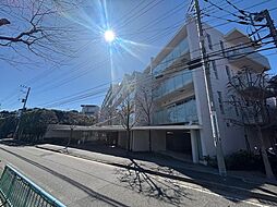 クレッセント新川崎エグゼ