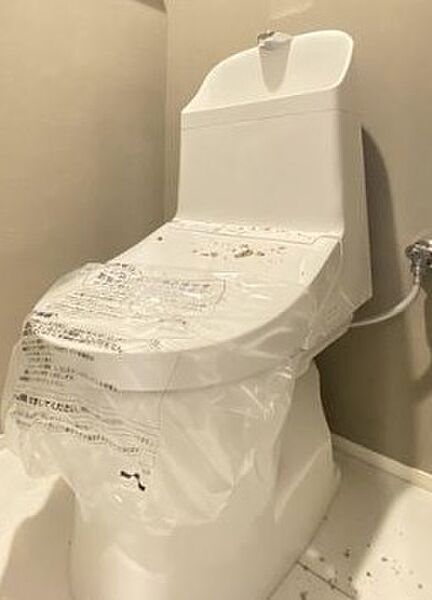 トイレを拡大表示