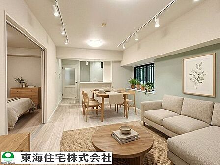 家族みんなが自然と集まる15帖以上の広々リビングです、ぜひ現地にて、実際の開放感や広さをご体感ください(CG加工を入れております)