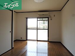 ホワイトメゾンミツオカ 2階1Kのリビング/ダイニング