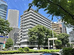 都営大江戸線 都庁前駅 徒歩4分